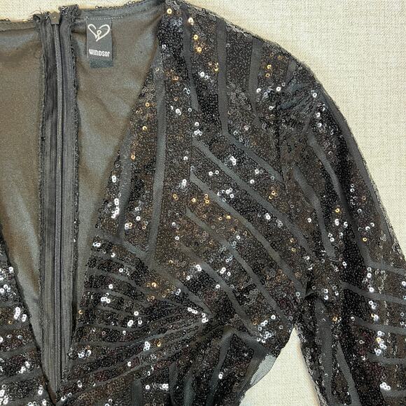 Windsor Deep V Neck Size S Little Black Dress Sequins Homecoming Going Out Mini - Picture 4 of 9